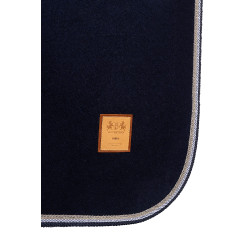 Couvre-reins laine Augusta B Vertigo Bleu marine foncé Couvre-reins laine Augusta B Vertigo Bleu marine foncé