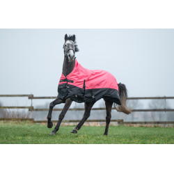 Couverture highneck HKM Norwich 600D 100g Corail / noir Rouge Couverture highneck HKM Norwich 600D 100g Corail / noir Rouge