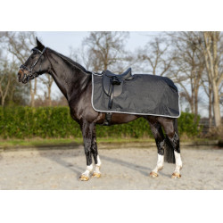 Couvre-reins imperméable avec découpe de selle HKM Noir Couvre-reins imperméable avec découpe de selle HKM Noir