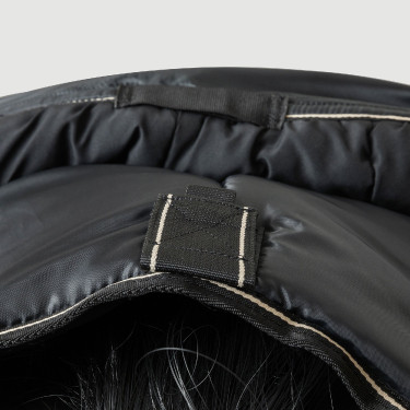 Couverture Back on Track Obsidian avec Cou Couverture Back on Track Obsidian avec Cou