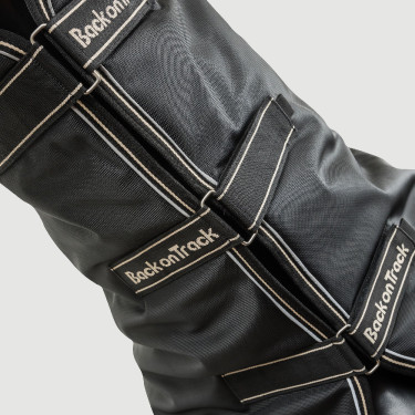 Couverture Back on Track Obsidian avec Cou Couverture Back on Track Obsidian avec Cou
