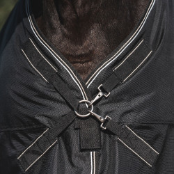 Couverture Back on Track Obsidian avec Cou Couverture Back on Track Obsidian avec Cou