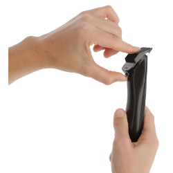 Tondeuse sur batterie CuttoX Noir / argent Tondeuse sur batterie CuttoX Noir / argent