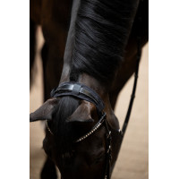 Pad de tétière Eskadron fausse fourrure Noir