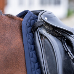 Tapis de selle HV Polo Essential Dressage Marine Bleu marine Tapis de selle HV Polo Essential Dressage Marine Bleu marine
