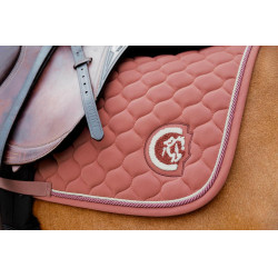 Tapis onion quilt 3D logo jumping beige Kentucky Fuchsia Rose Tapis onion quilt 3D logo jumping beige Kentucky Fuchsia Rose