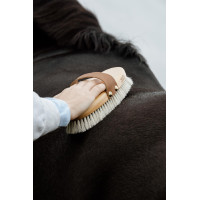 Brosse de finition Grooming Deluxe Brun