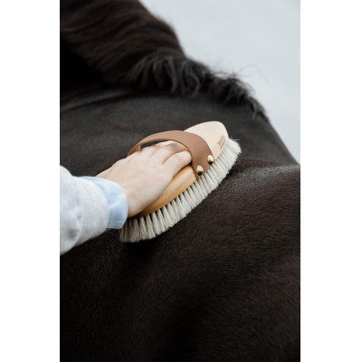 Brosse de finition Grooming Deluxe Brun