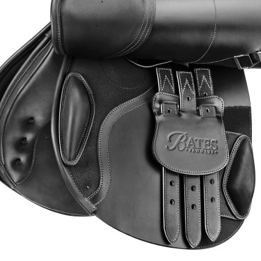 Selle Bates Caprilli Close Contact+ avec quartier avancé Selle Bates Caprilli Close Contact+ avec quartier avancé