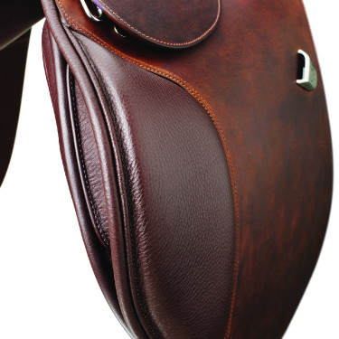 Selle Bates Caprilli Close Contact Classic avec quartier avancé Marron