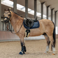 Tapis de selle Imperial Riding Petit Lovefetti dark Motifs Tapis de selle Imperial Riding Petit Lovefetti dark Motifs