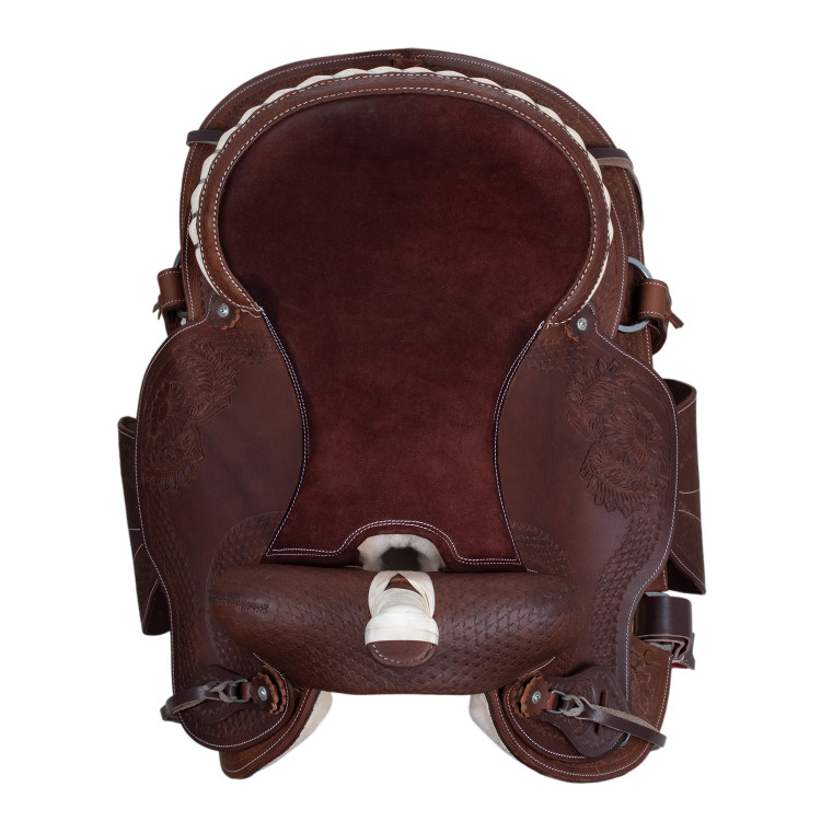 Selle western Lakota à jupe ronde gravée et avec fil d'argent Selle western Lakota à jupe ronde gravée et avec fil d'argent