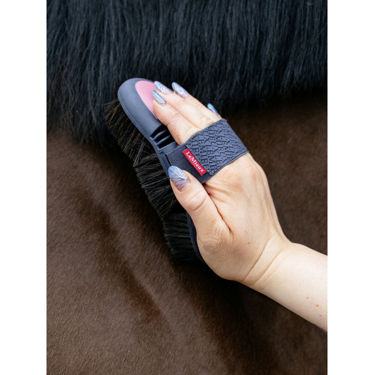 Brosse LeMieux Flexi crin de cheval Brosse LeMieux Flexi crin de cheval