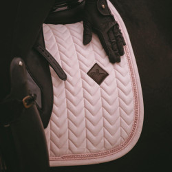 Tapis de selle Velvet Pearls dressage Kentucky Rose pâle
