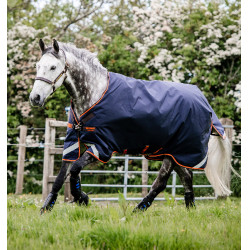 Couverture Horseware Rambo Original 100g avec Leg Arches Marine / orange Bleu Couverture Horseware Rambo Original 100g avec Leg Arches Marine / orange Bleu