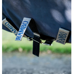Couverture Horseware Rambo 1680D Turnout 0g Marine / orage / gris argent Bleu marine Couverture Horseware Rambo 1680D Turnout 0g Marine / orage / gris argent Bleu marine