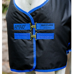 Couverture Horseware Amigo Ripstop 900D Turnout 100g Noir / bleu classique Couverture Horseware Amigo Ripstop 900D Turnout 100g Noir / bleu classique