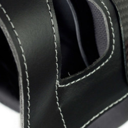 Casque Finn-Tack Elite fibres de carbone Noir