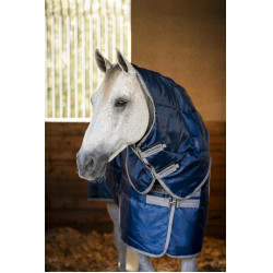 Couverture d'écurie Horseware Amigo Ripstop Insulator Plus Poney 200g Marine / gris titanium Bleu marine Couverture d'écurie Horseware Amigo Ripstop Insulator Plus Poney 200g Marine / gris titanium Bleu marine