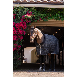 Couverture d'écurie Horseware Rhino Poney 250g VL Noir / carreaux blanc gris Couverture d'écurie Horseware Rhino Poney 250g VL Noir / carreaux blanc gris