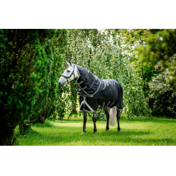 Couverture d'Extérieur Amigo® Bravo 12 Plus (Légère 100g) Noir / gris titane / argent Couverture d'Extérieur Amigo® Bravo 12 Plus (Légère 100g) Noir / gris titane / argent