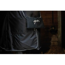 Protection de poitrail Pénélope 200g Noir Protection de poitrail Pénélope 200g Noir