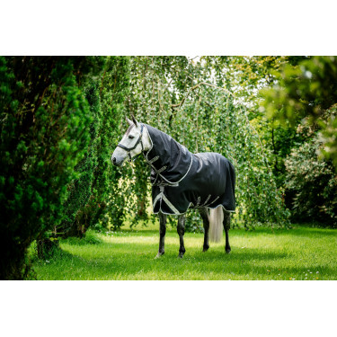 Couverture Horseware Amigo 1200D Turnout Plus 50g Noir / gris titane / argent Couverture Horseware Amigo 1200D Turnout Plus 50g Noir / gris titane / argent