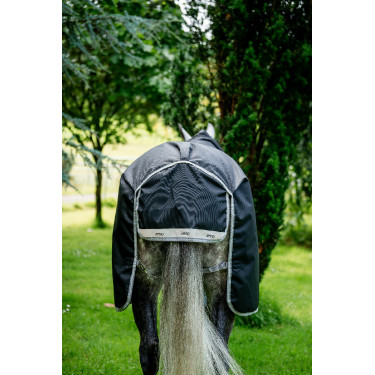 Couverture Horseware Amigo 1200D XL Turnout 50g Noir / gris titane / argent