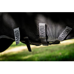 Couverture Horseware Rambo 1680D Turnout 0g Noir / orage / gris argent Couverture Horseware Rambo 1680D Turnout 0g Noir / orage / gris argent