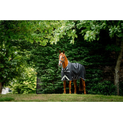 Couverture Horseware Rambo 1680D Turnout 100g Noir / orage / gris argent Couverture Horseware Rambo 1680D Turnout 100g Noir / orage / gris argent