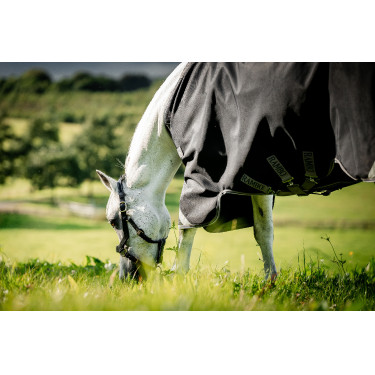 Couverture Horseware Rambo 1680D Turnout 450g VL Noir / orage / gris argent Couverture Horseware Rambo 1680D Turnout 450g VL Noir / orage / gris argent