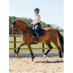 Tapis de selle LeMieux Square de dressage Self-Cool 3D Noir Tapis de selle LeMieux Square de dressage Self-Cool 3D Noir