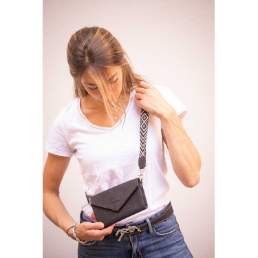 Pochette Pénélope Phone Pocket cuir perforé noir Pochette Pénélope Phone Pocket cuir perforé noir