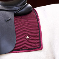 Tapis de selle Imperial Riding Rebel GP Figue Violet Tapis de selle Imperial Riding Rebel GP Figue Violet