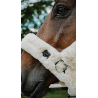 Licol Je t'aime Equithème Snuggy Écru Blanc Licol Je t'aime Equithème Snuggy Écru Blanc