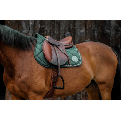 Tapis de selle Equithème Badge 2.0 Vert foncé Tapis de selle Equithème Badge 2.0 Vert foncé