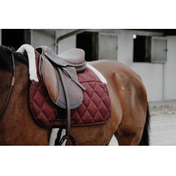 Tapis de selle Equithème Pro air Bordeaux Tapis de selle Equithème Pro air Bordeaux