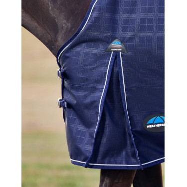 Couverture Weatherbeeta ComFiTec Prelim Turnout 220g Plaid en relief bleu marine Couverture Weatherbeeta ComFiTec Prelim Turnout 220g Plaid en relief bleu marine