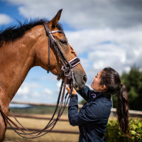Bride Working by Dy'on Muserolle Large Vernie Doublure Blanche Marron