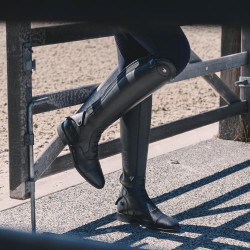 Bottes d’équitation Dy'on à lacets noir de la taille 41/45 Bottes d’équitation Dy'on à lacets noir de la taille 41/45