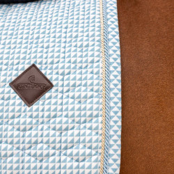 Tapis de selle Kentucky Velvet Dressage Printing Bleu clair Tapis de selle Kentucky Velvet Dressage Printing Bleu clair