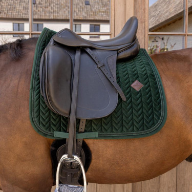 Tapis de selle Kentucky velvet mini Pearls Dressage Vert sapin Tapis de selle Kentucky velvet mini Pearls Dressage Vert sapin