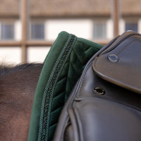 Tapis de selle Kentucky velvet mini Pearls Dressage Vert sapin Tapis de selle Kentucky velvet mini Pearls Dressage Vert sapin