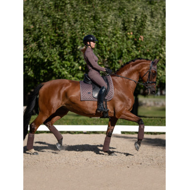 Tapis de dressage Equestrian Stockholm Amaranthe Tapis de dressage Equestrian Stockholm Amaranthe