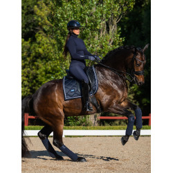 Tapis de dressage Equestrian Stockholm Midnight blue Bleu marine Tapis de dressage Equestrian Stockholm Midnight blue Bleu marine