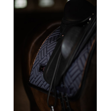 Tapis de dressage Equestrian Stockholm modern Océan sombre Bleu marine Tapis de dressage Equestrian Stockholm modern Océan sombre Bleu marine