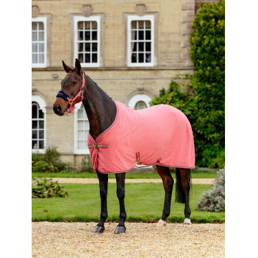 Couverture Polaire Monogramme Arika LeMieux Cranberry Rose Couverture Polaire Monogramme Arika LeMieux Cranberry Rose