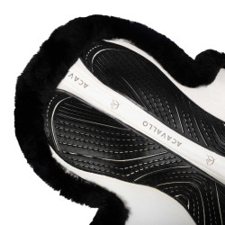 Tapis de saut Numnah avec grip en gel des deux côtés et bordure en mouton complet Acavallo Blanc / noir