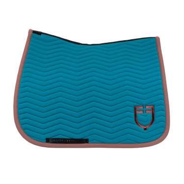Tapis de dressage Equestro matelassé Wave en tissu technique Bleu coral / marron Tapis de dressage Equestro matelassé Wave en tissu technique Bleu coral / marron