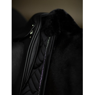 Tapis de dressage Equestrian Stockholm faux mouton Crystal Noir